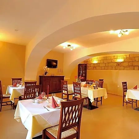 U Krale Hotell Jičín
