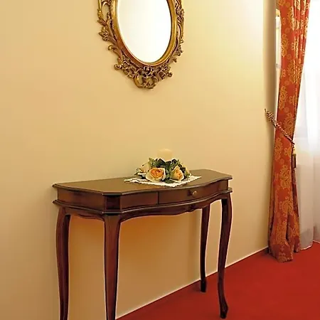 U Krale Hotell 3*