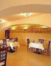 U Krale فندق