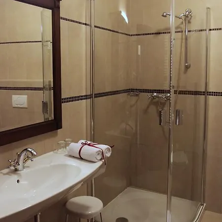 U Krale Hotell