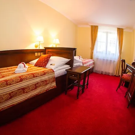 Hotel U Krale 3*
