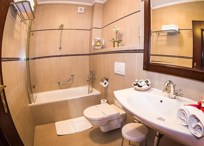 U Krale מלון Jičín